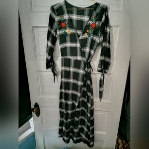 Stradivarius Plaid Embroidered Dress